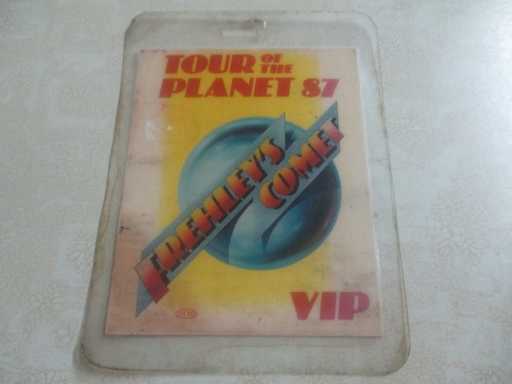 ACE FREHLEY KISS FREHLEY'S COMET BACKSTAGE & NUMBERED TOUR ISSUED LAMINATED PASS