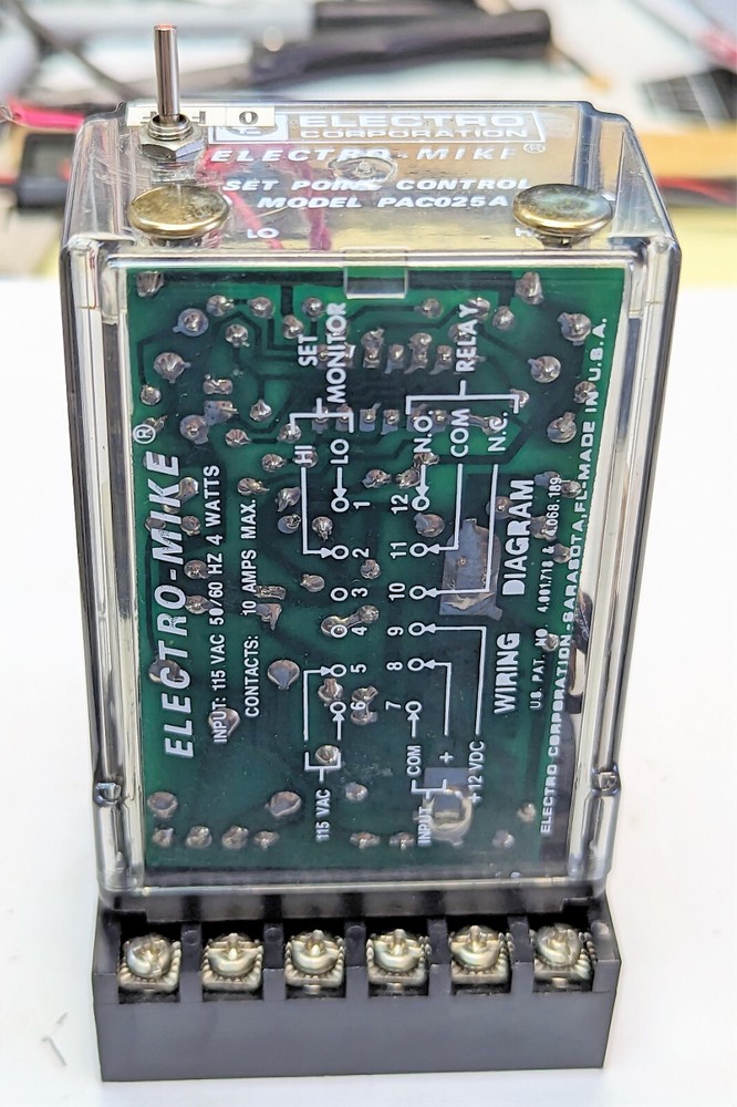 Electro-Mike PAC 025A Control Relay WORKING PULL WITH SOCKET [OF31]
