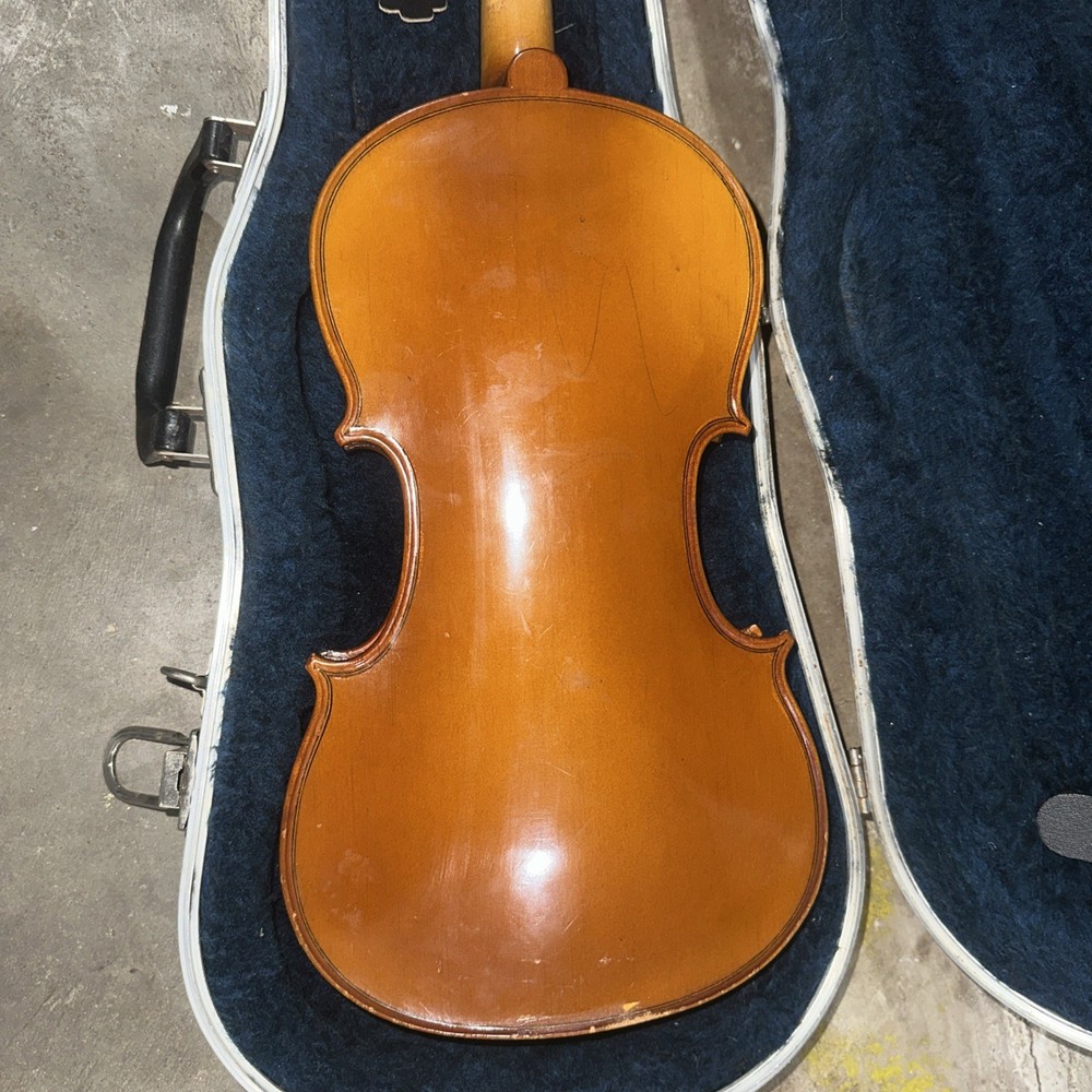 C. BECKER VIOLIN MODEL # 9000 3/4 W/ SKB Hard Case