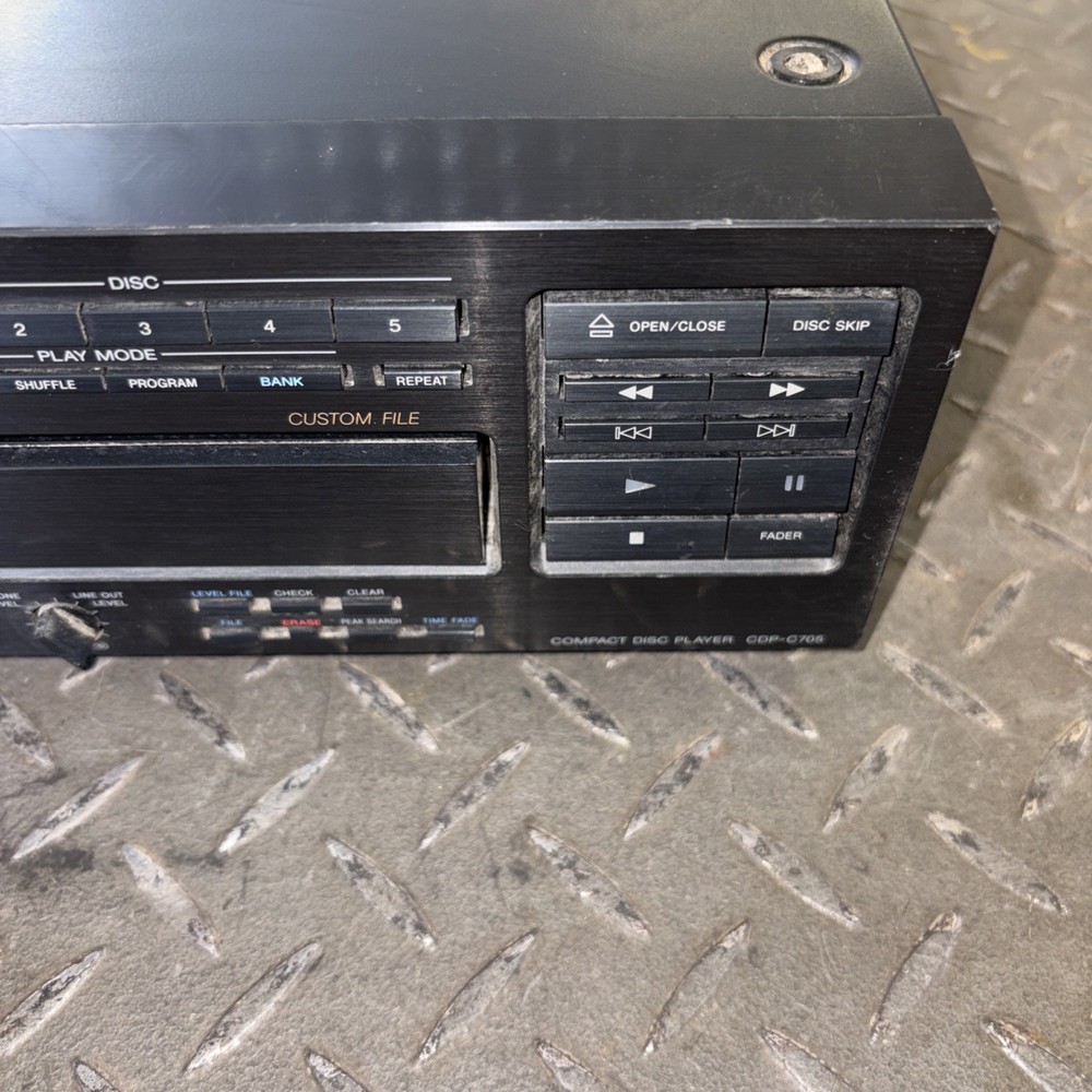 Sony CDP-C705 5 Disk Compact CD Player Optical & Stereo Out