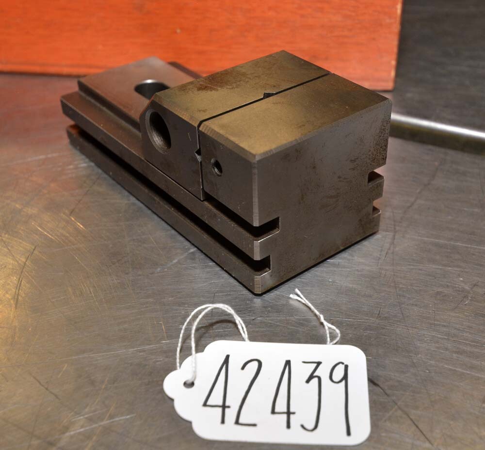 Japan Automatic Machine Co. Precision Vise (Inv.42439)