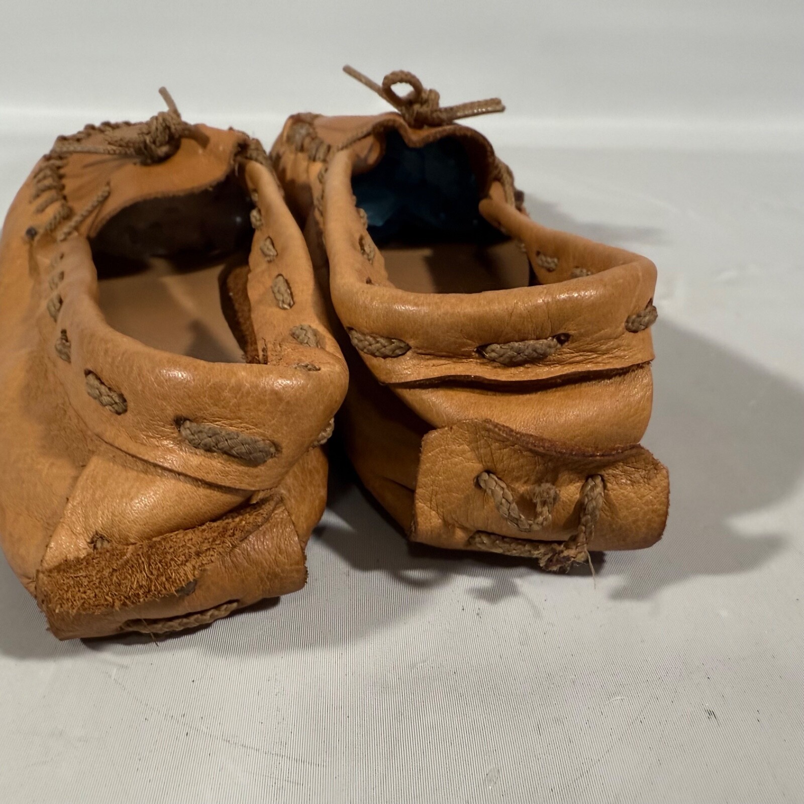 Vtg Moccasins Shoes Unisex All Leather Soft Lightweight Handmade Minimal W8 M6