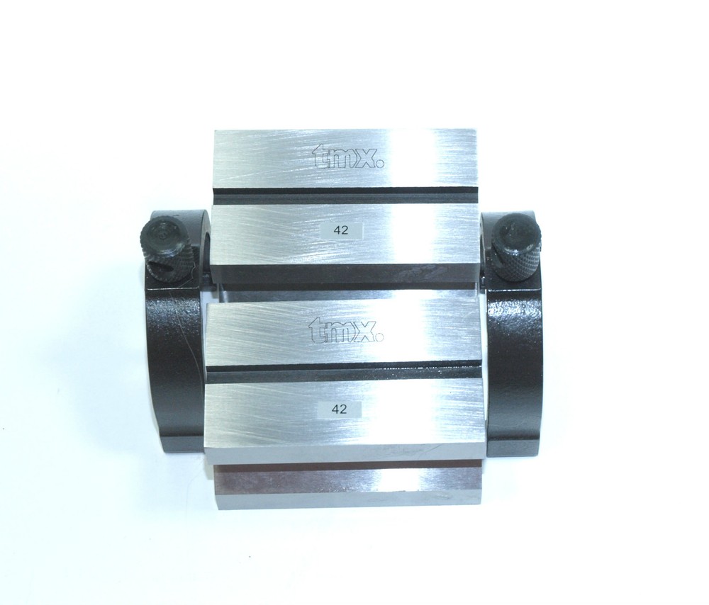 Fowler 52-475-010-0 V-Block Set 1-5/8" Capacity