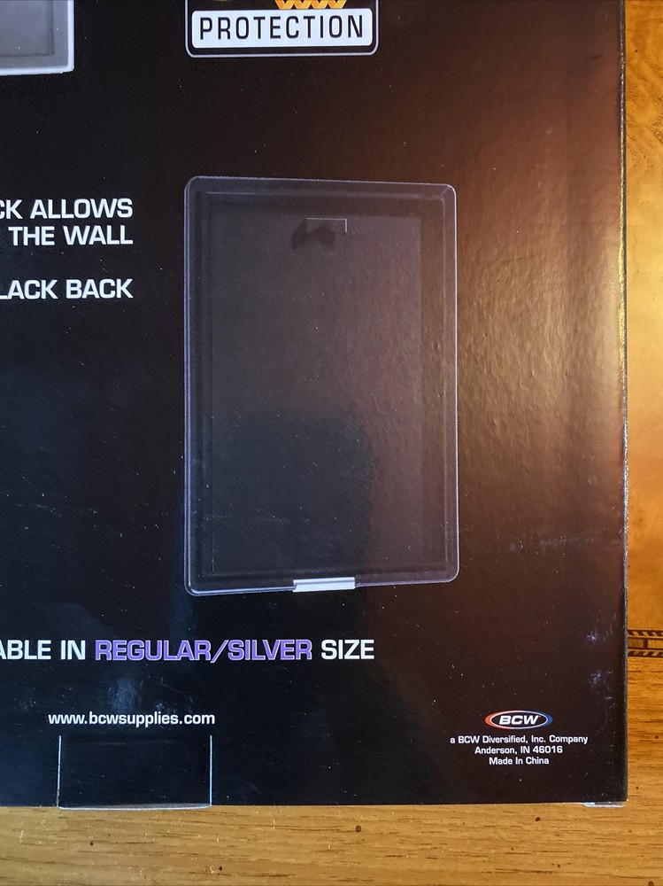 BCW Comic Book Holder UV Showcase CURRENT Wall Mount Display Case Frame Modern