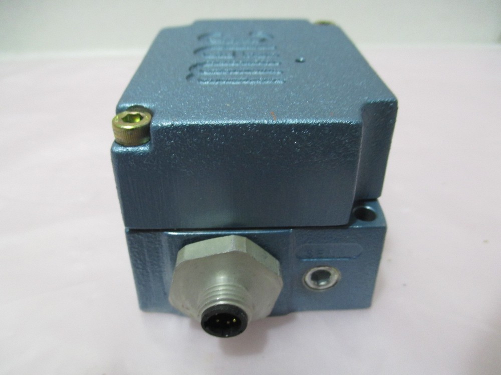 MAC PPC5A-AAA-NGCB-DBA-E0 Pneumatic Control Valve, 0-10 PSI, 421634