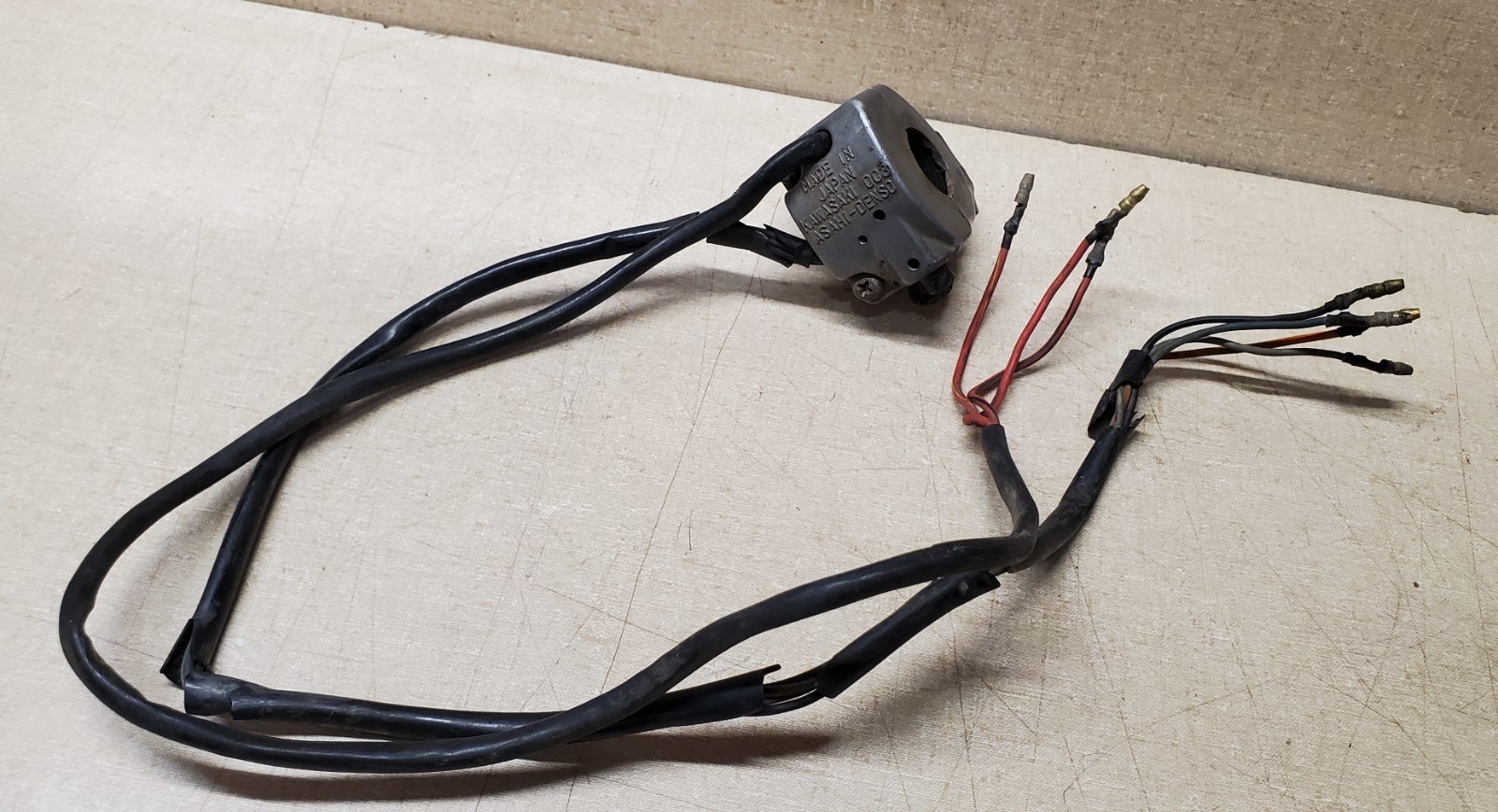 KAWASAKI 46077-015 LEFT HANDLEBAR SWITCH F6 125 1971 F7