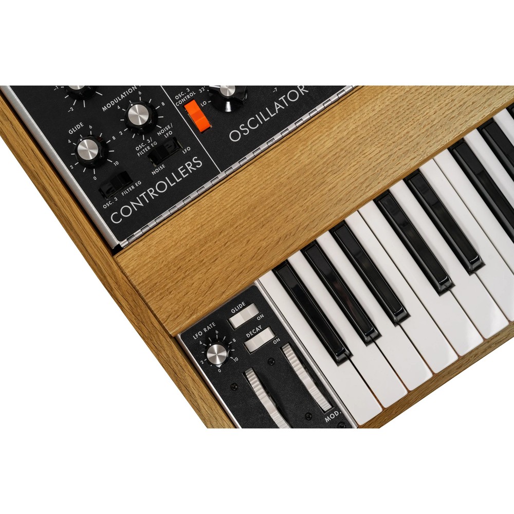 Moog Minimoog Model D Analog Synthesizer - Bob Moog Edition