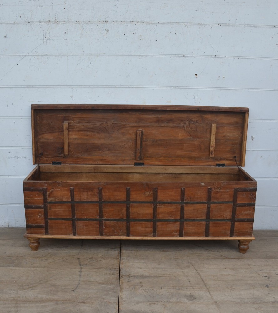 Reclaimed teak storage Trunk