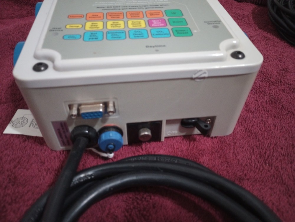 Sentinel CHHC-4 GARDEN Environmental Controller COOLING HEATING C02 HUMIDITY
