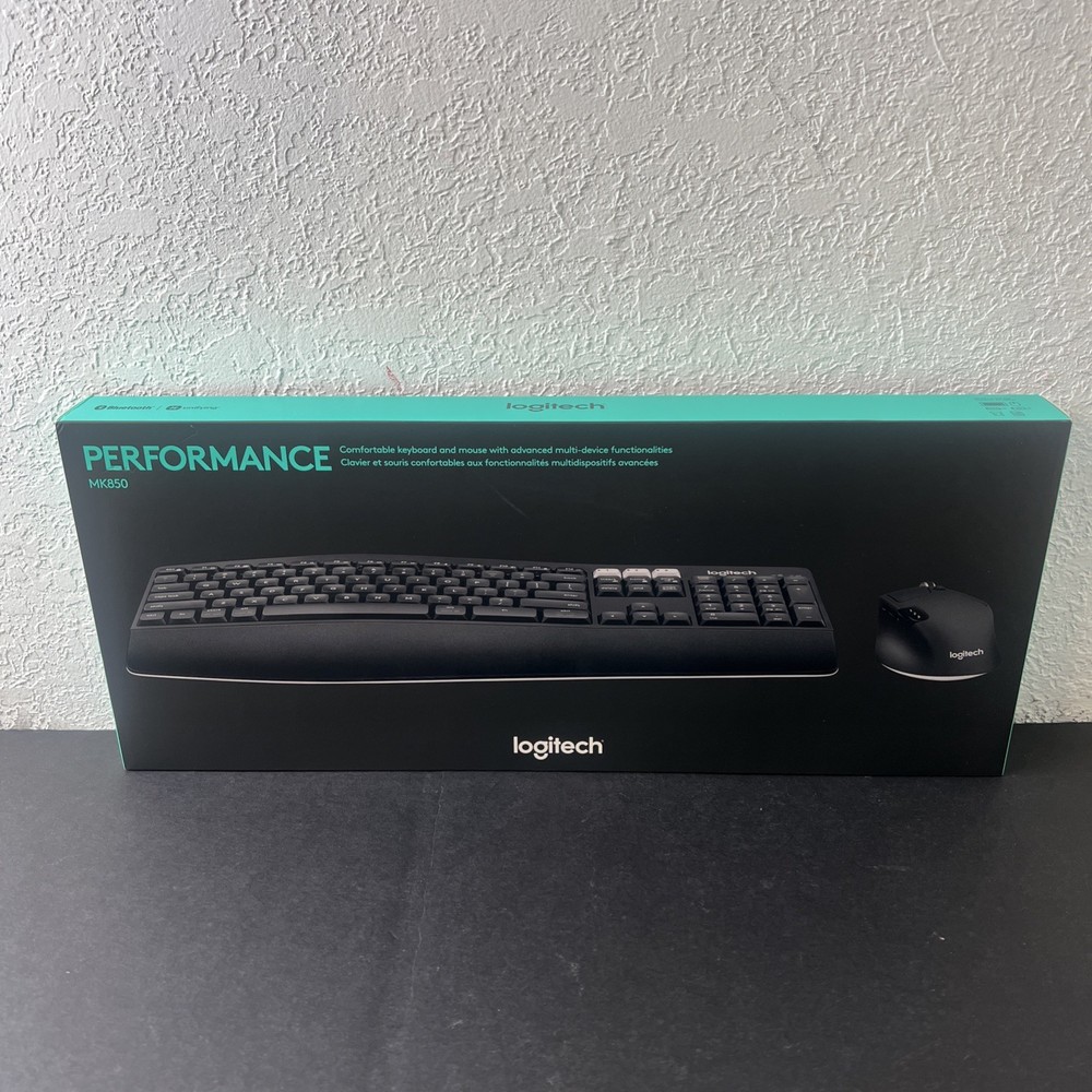 Logitech MK850 Performance Wireless Keyboard & Mouse Combo 920-008219 Brand New