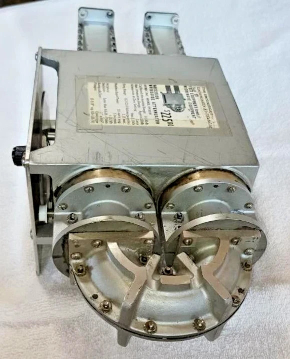 DYMEC INC. Precision Microwave Waveguide Attenuator Model DY5338 USED
