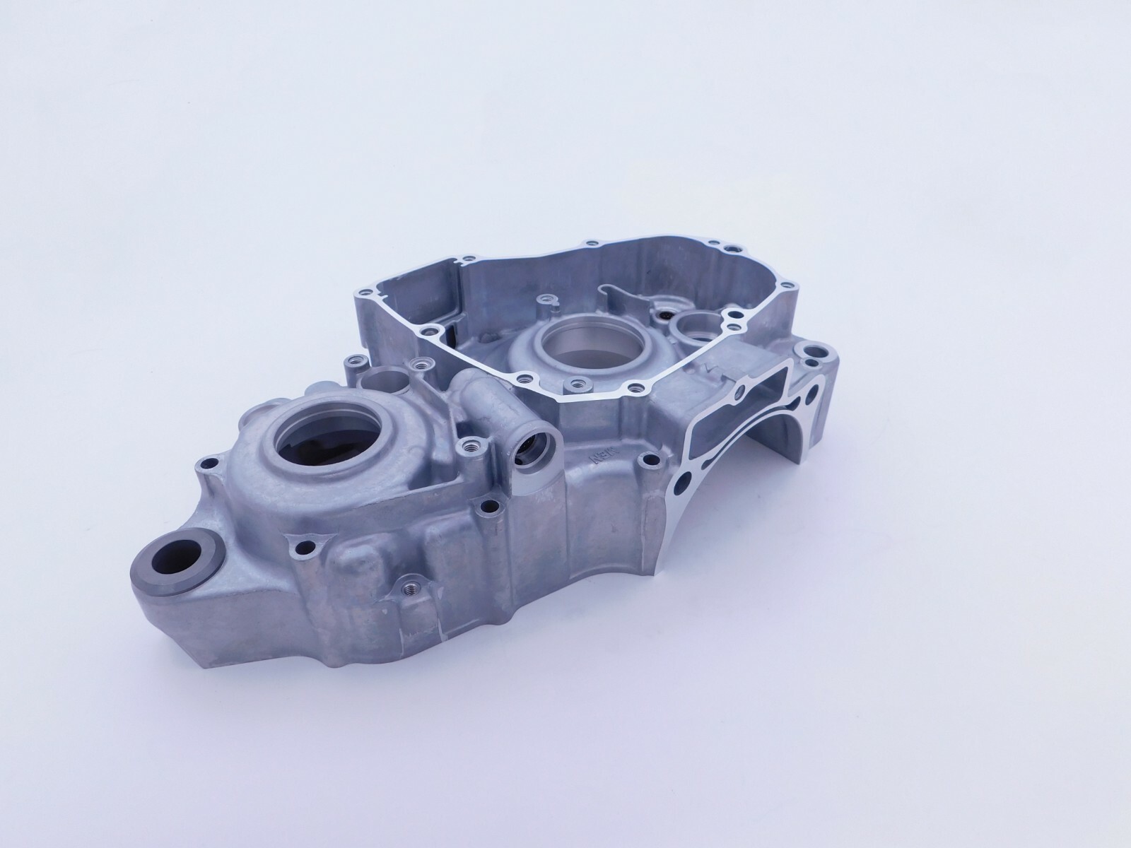 HONDA LEFT ENGINE CRANKCASE 2009 CRF450R GENUINE OEM NEW 11200-MEN-A30