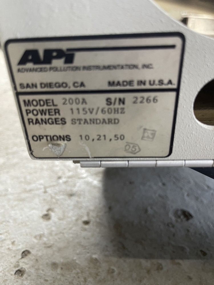 API 200A NOx Analyzer Moly Converter Assembly 018720000 w/ Valves