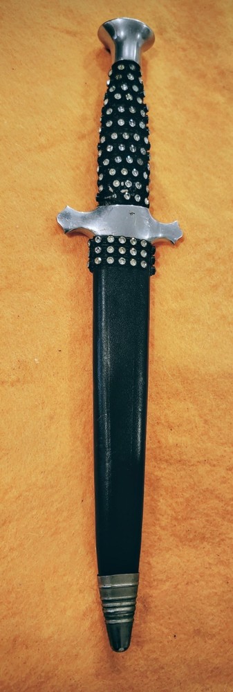 Hirschkrone, Solingen Germany, Presentation Dagger, Rhinestone Encrusted Handle