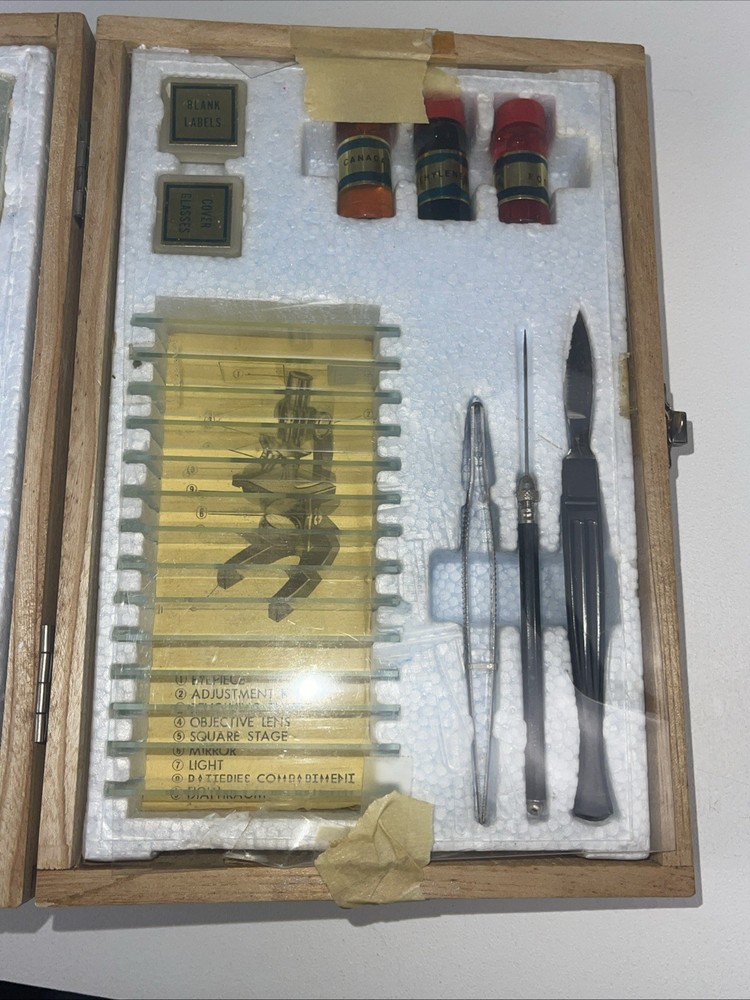 VTG Y.K.S. Compound Student Microscope with Case and Accessories. Complete Set