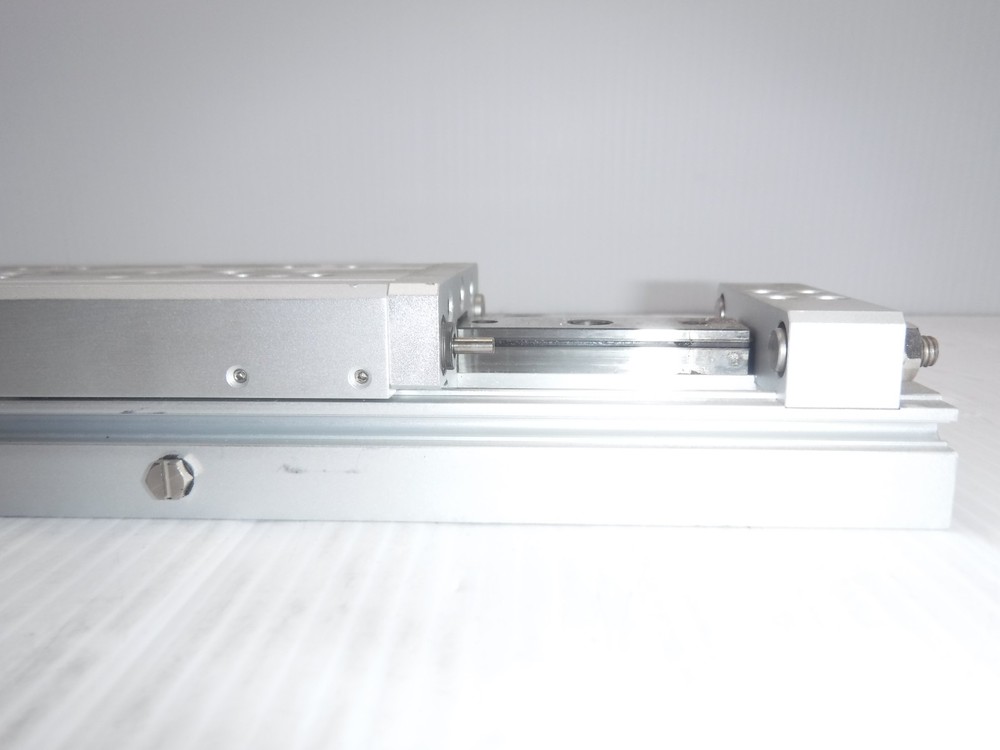 SMC MXW16-75B Linear Slide Table Press. 0.15~0.7MPa