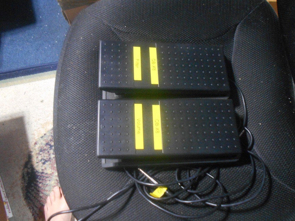 PAIR YAMAHA CB 83742 EXPRESSION PEDALS