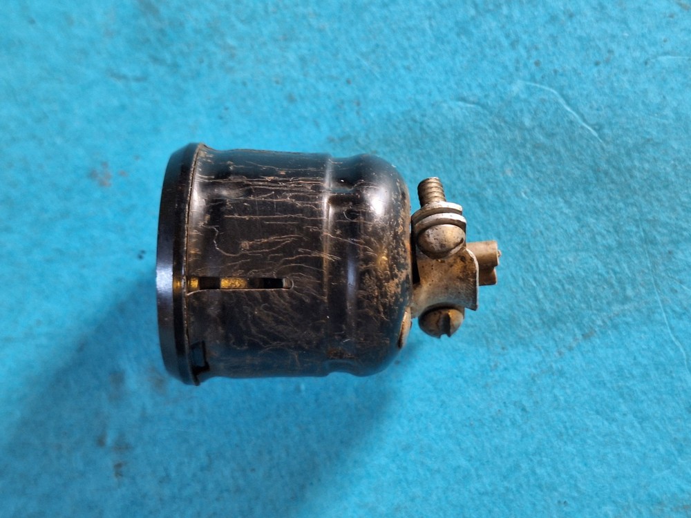 Standard Size 11 Pin 'Free Socket' ~ With shell & Keyway ~ 'In-line' entry