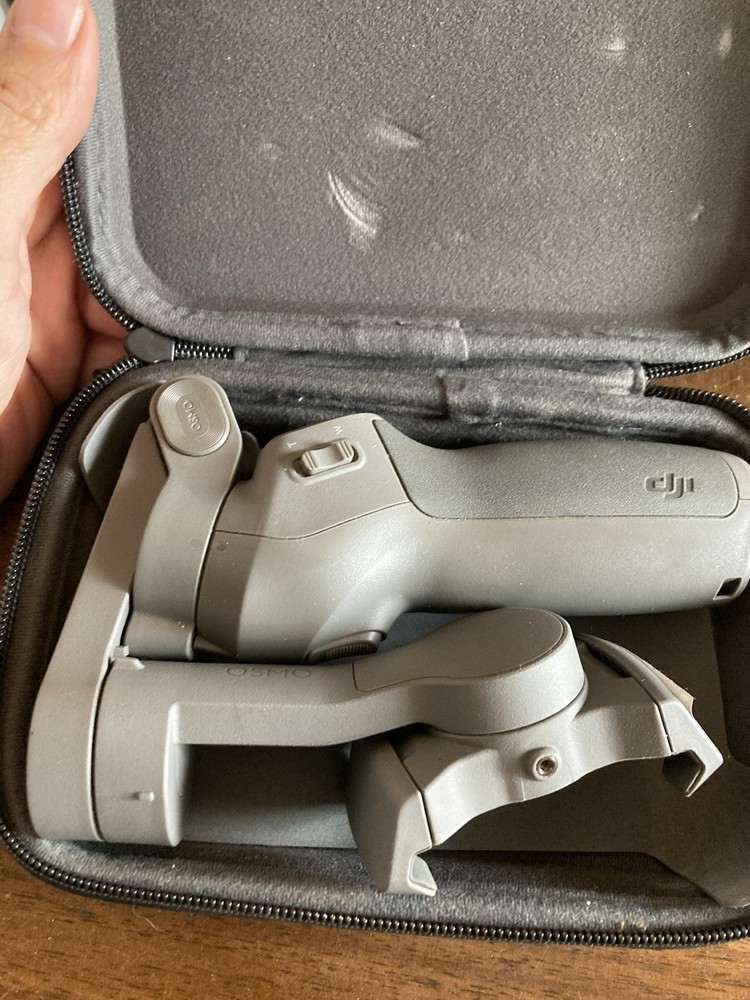 DJI Osmo Mobile 3 - Gimbal Stabilizer With Storage