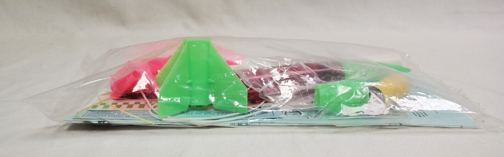 Quest #1509 "Gama-Ray II" Payloader Flying Model Rocket Kit Mint Sealed Package