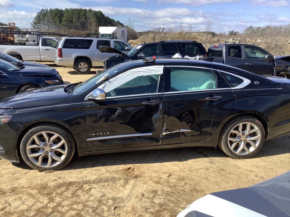 IMPALA 2016 Glove Box 4978500