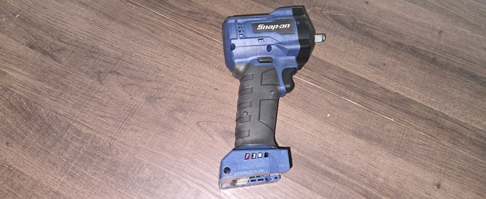 Snap On Tools CT9038MB New Wrench 3/8 Drive Tool Only 525 lbs 225 break away