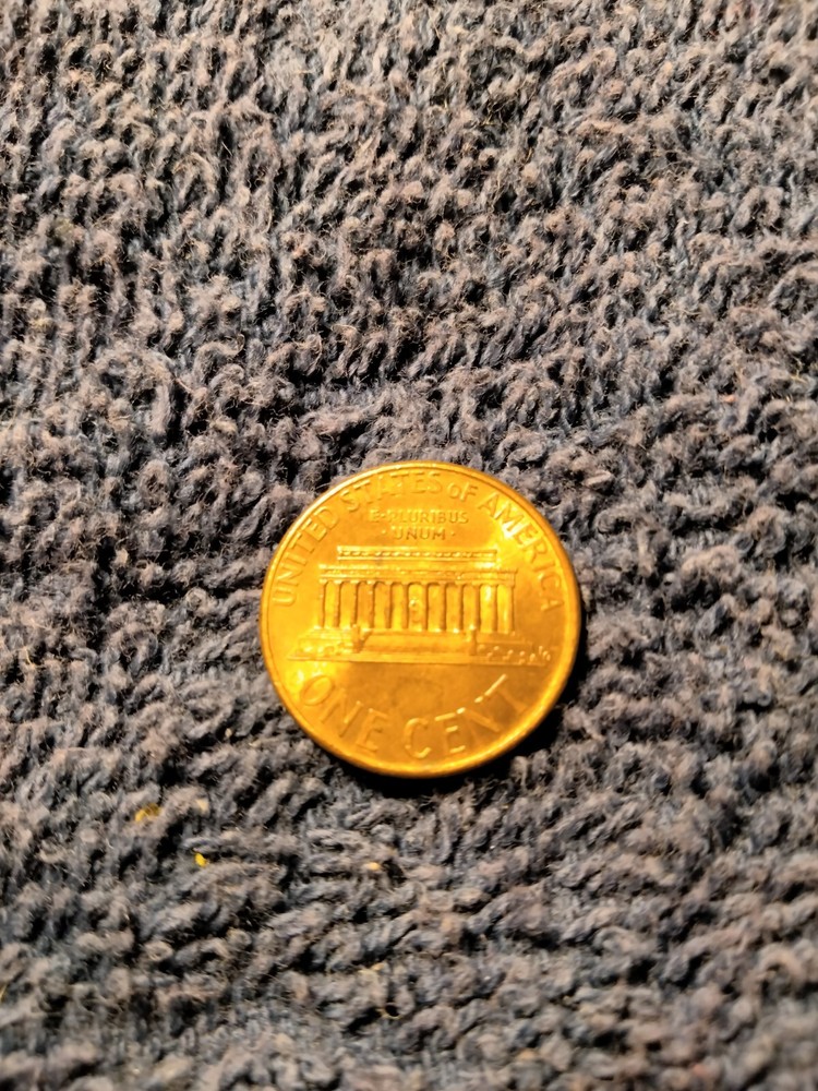 1999 Lincoln Memorial Cent. Reverse Die Crack Error.