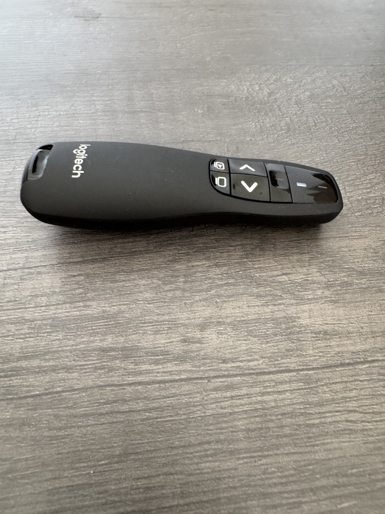 Logitech R-R0008 Wireless R400 Presentation Remote Clicker