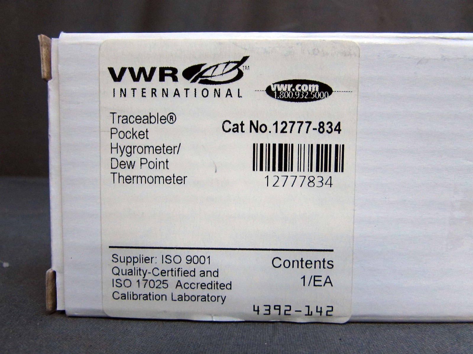 VWR 12777-834 Traceable Hygrometer Dew Point Thermometer