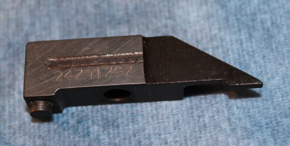 (New) 247A1797 Insert Top Clamp