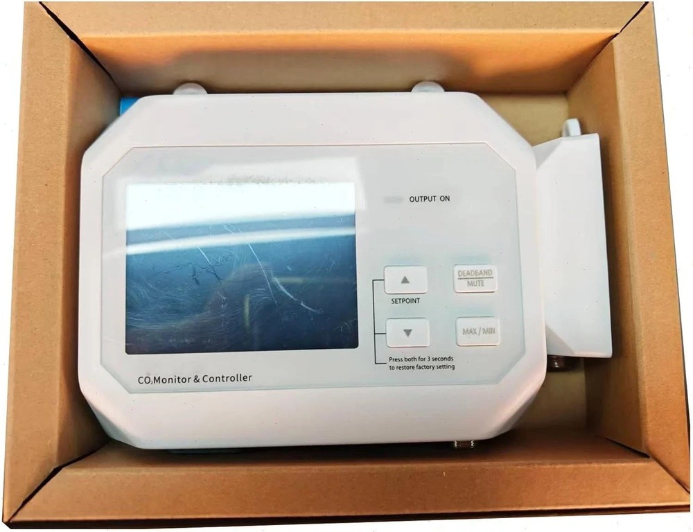 Fixed CO2 Controller with Range 0-9999ppm Resolution 1ppm Accuracy 50ppm