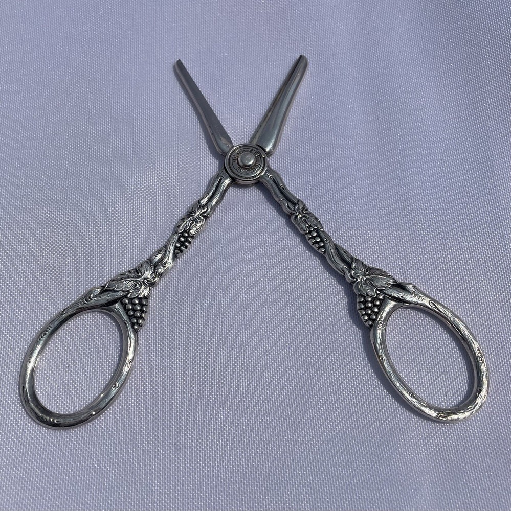 Vintage Mema Sweden Silver Plated Grapevine Small Sewing Scissors