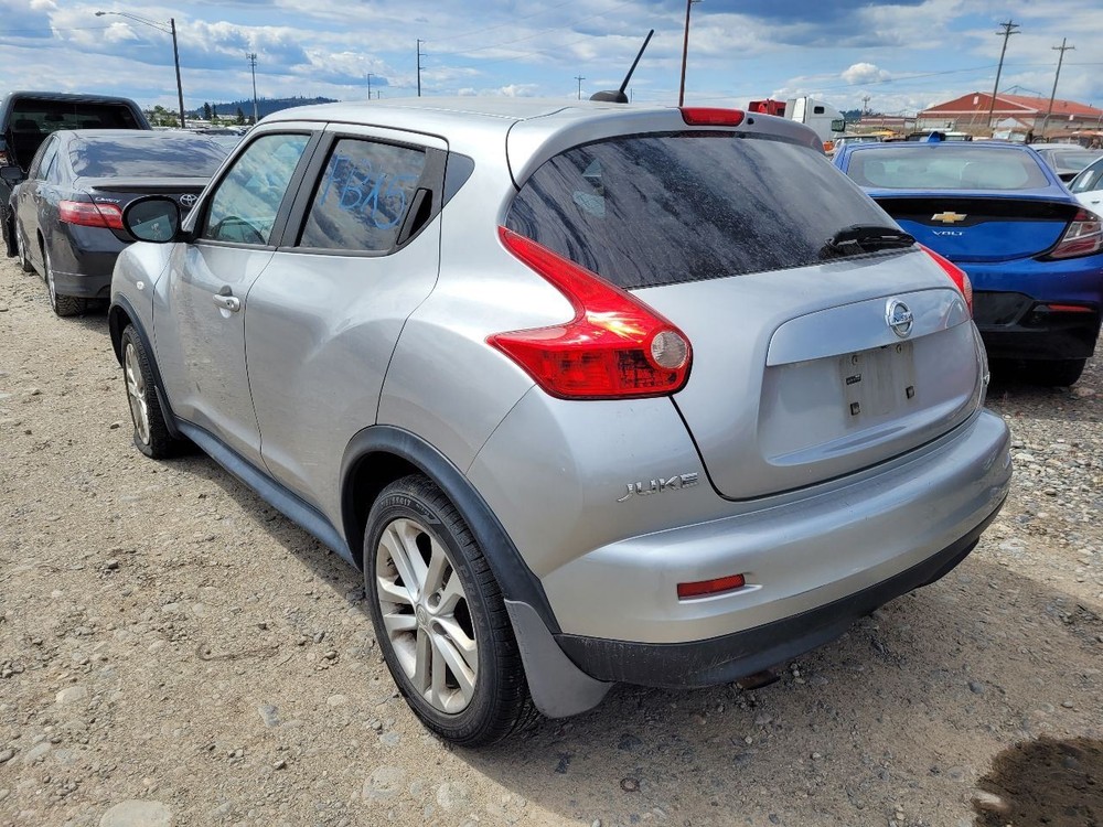 JUKE 2011 Battery Tray 12060623