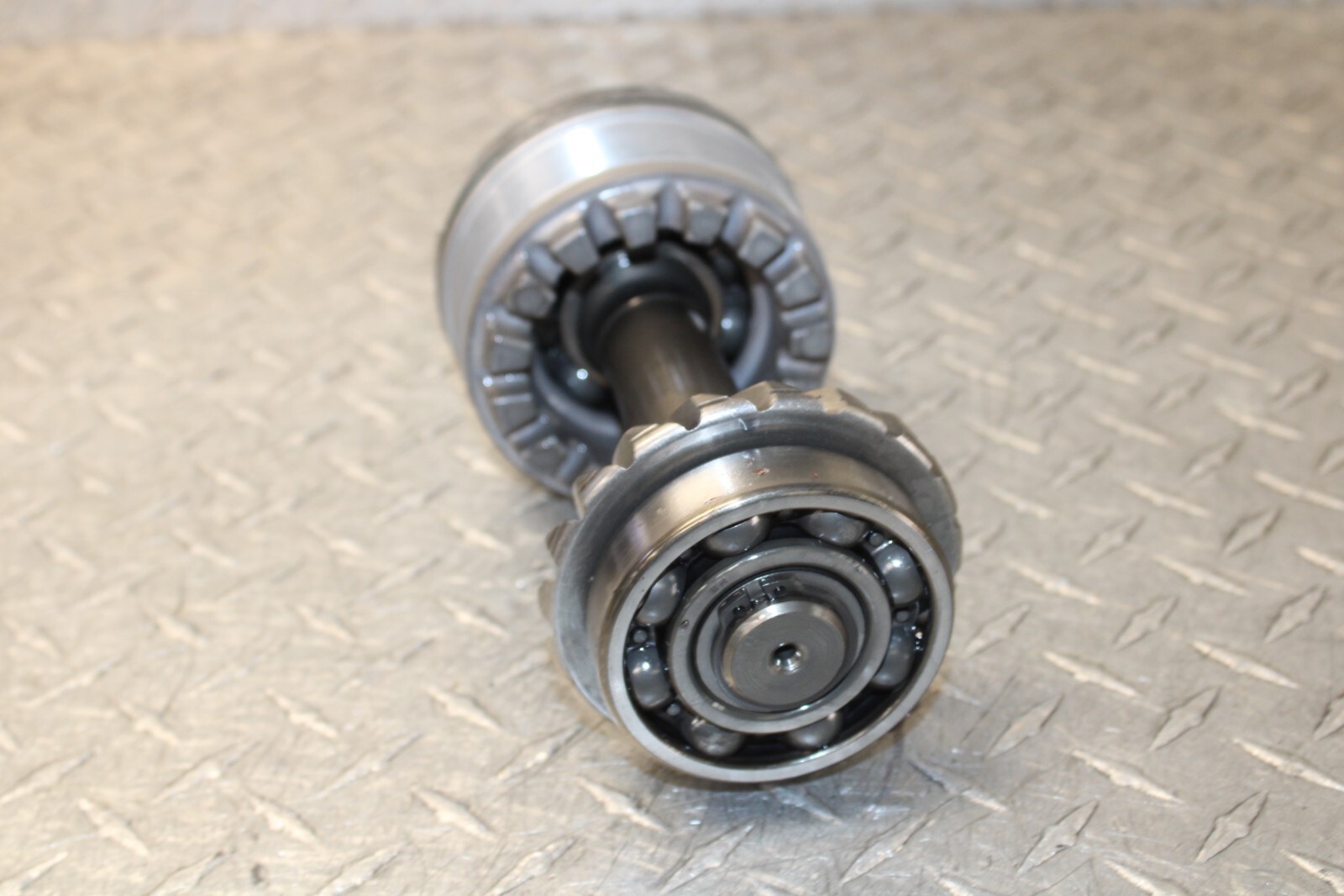 21 / 24 Polaris RZR Pro XP XP4 Turbo S Transmission Gear Case Pinion Gear Shaft