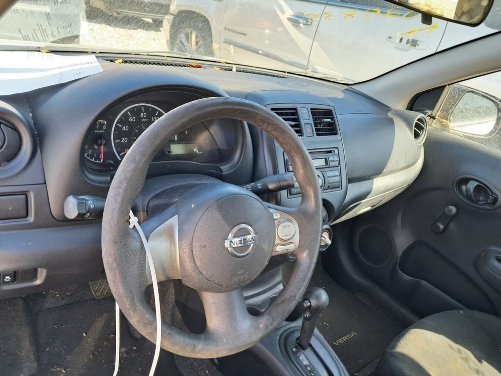 VERSA 2014 Glove Box 4841012