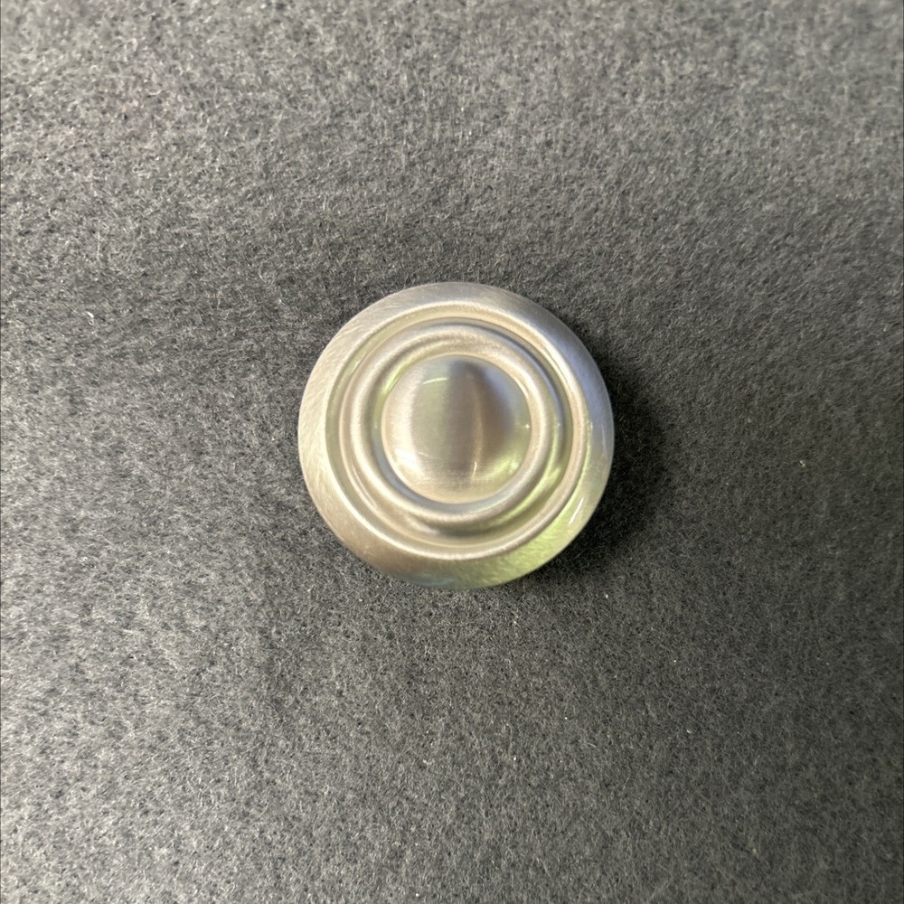1-3/16" Value Knob Satin Nickel