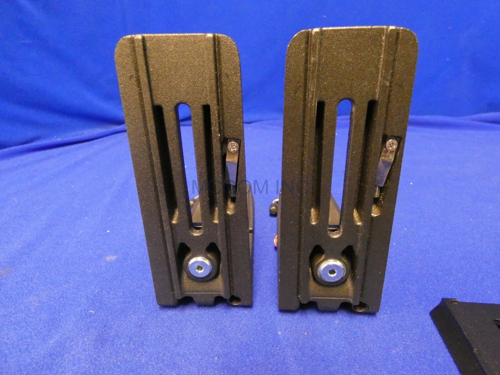 Manfrotto MS050M4-Q5 L Bracket Qty 2 READ AD