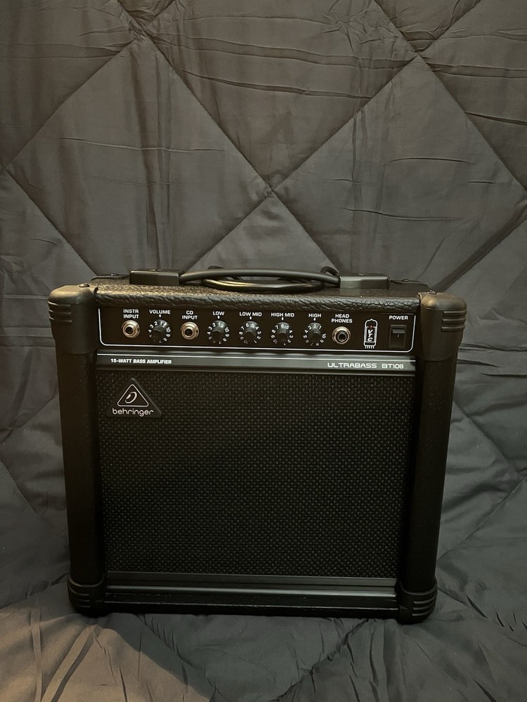 Behringer Ultrabass BT108 15-Watt Solid State Bass Combo Amplifier