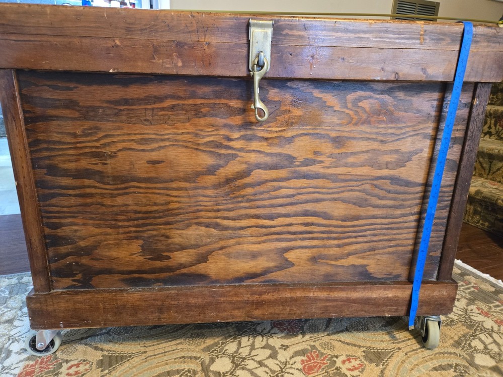 Tack Trunk Wood Large