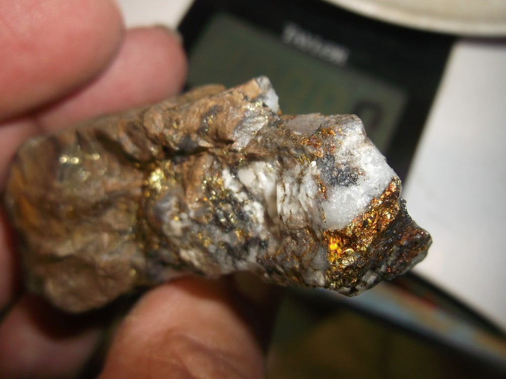 Gold, silver, copper, 69 grams samples ,ore high grade .