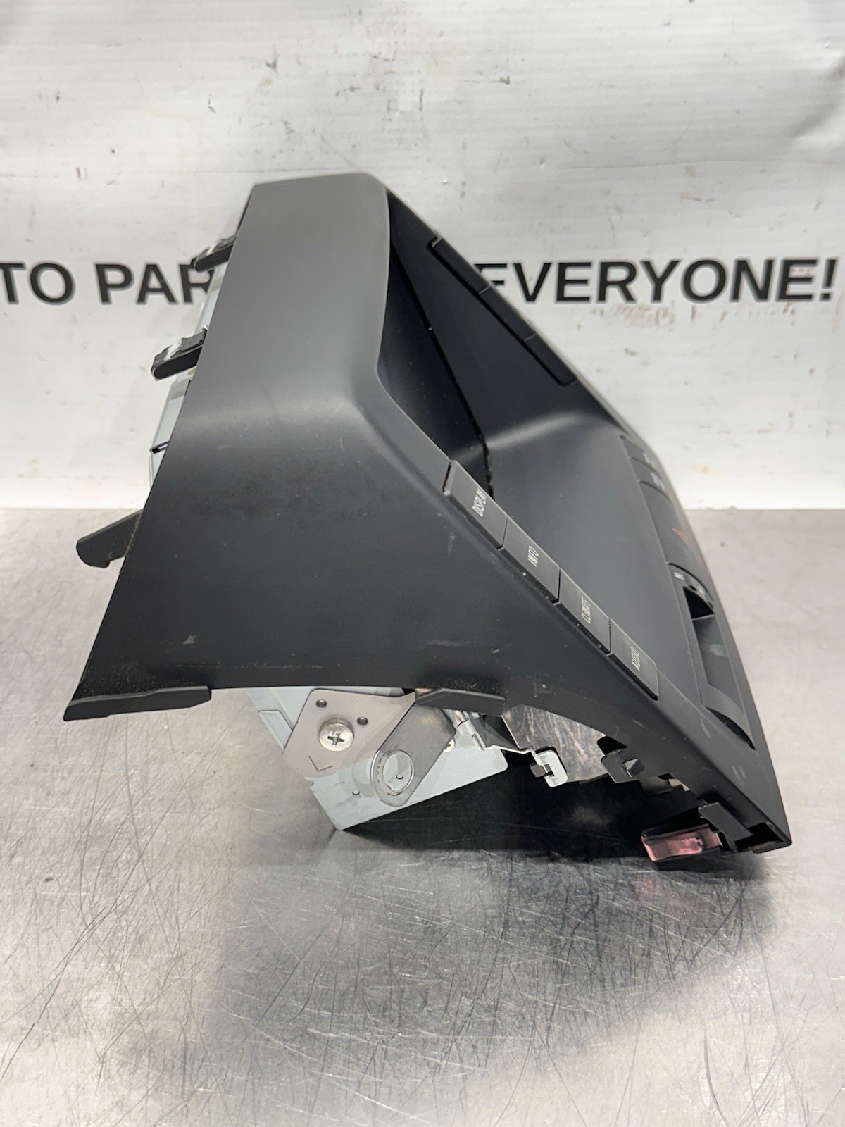 2004-2006 Toyota Prius Navigation Display Info Screen Radio 86110-47071 OEM