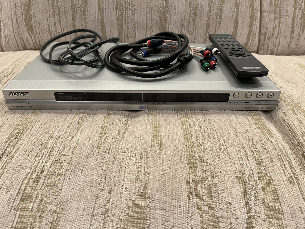 Sony DVD/CD Player DVP-NS575P With Remote And component cable Works!