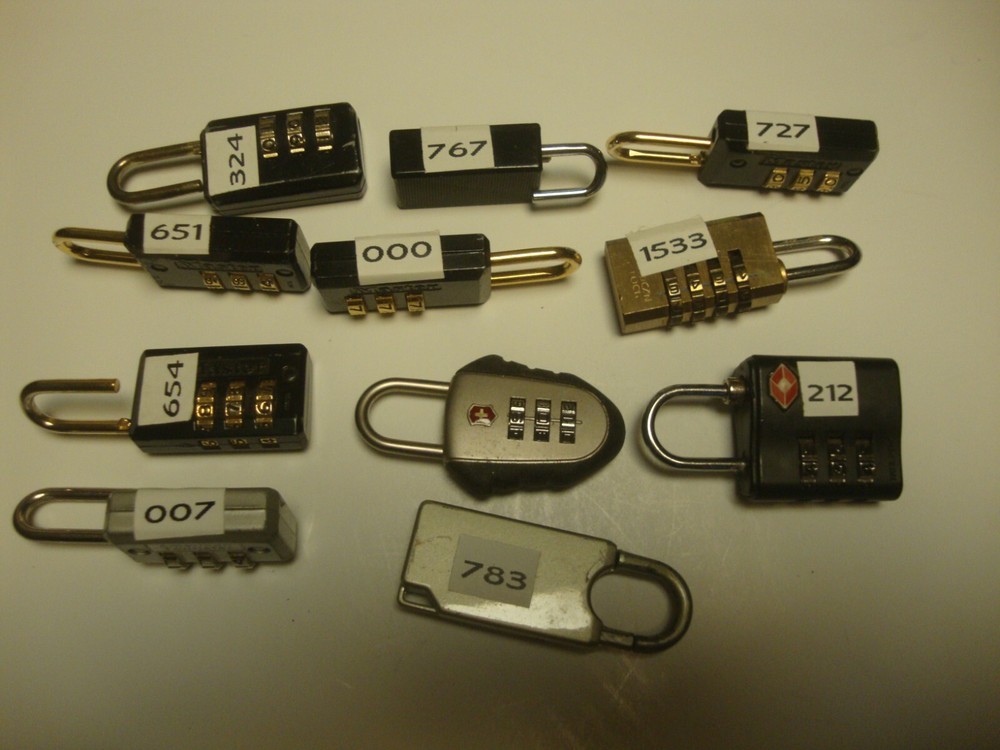Small Combination Number Locks 11 with combinations