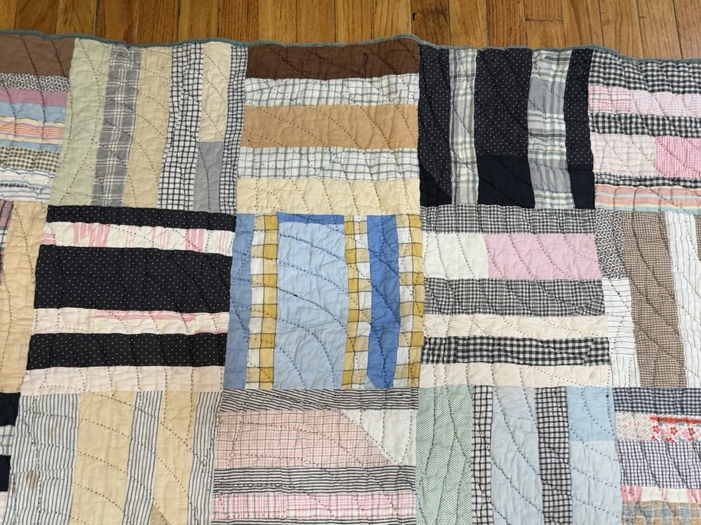 Vintage Hand Finished Patchwork Quilt 68"x82" (Full/Double Size)