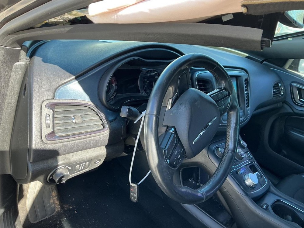 200 2015 Glove Box 4997899