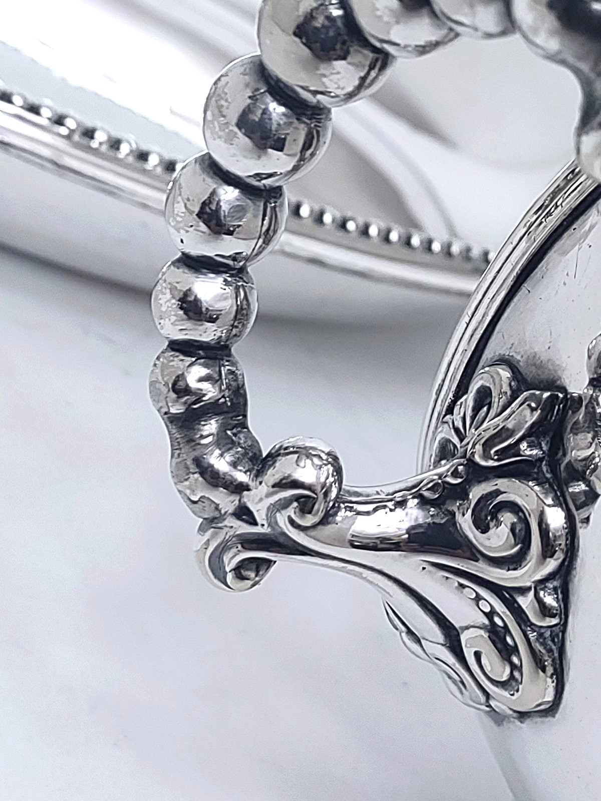 1860 MAPPIN BROTHERS LONDON BRIDGE AESTHETIC PEARLED WARMING SERVING DISH 14"