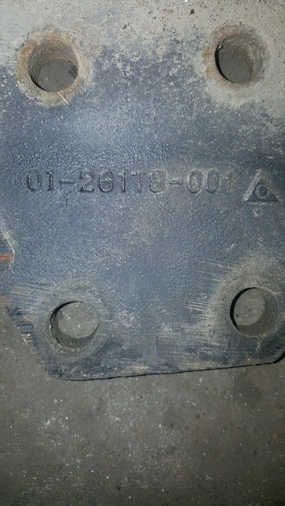 FREIGHTLINER ENGINE MOUNT 01-26178-001