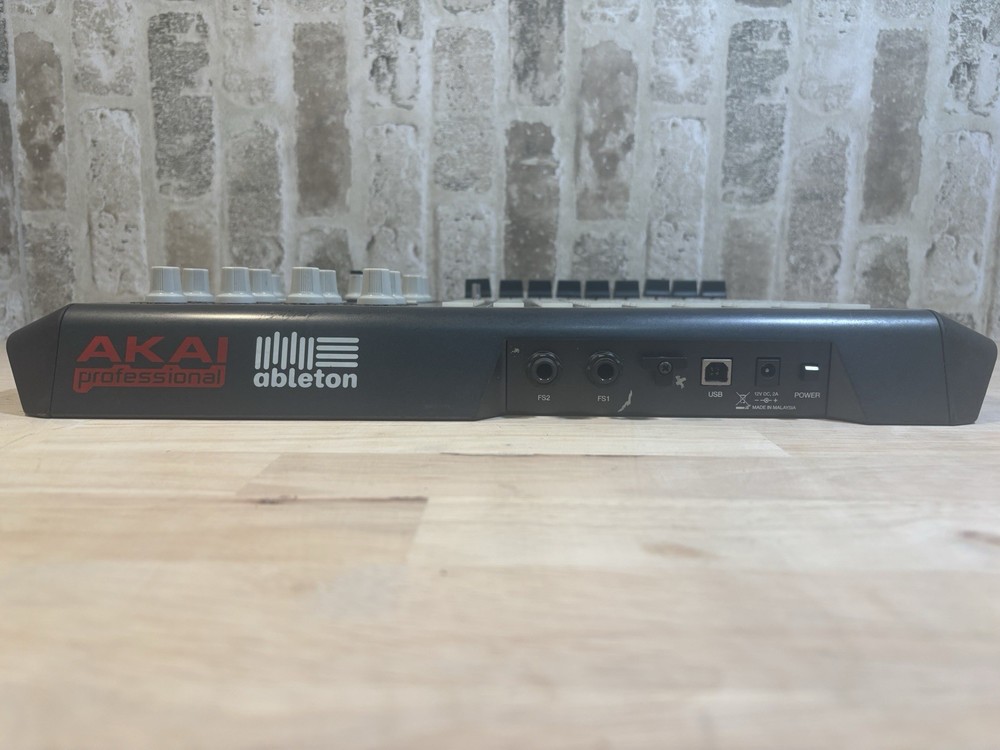 ⭐️Akai Professional Ableton Live Controller APC40⭐️Good Cond.⭐️Untested⭐️