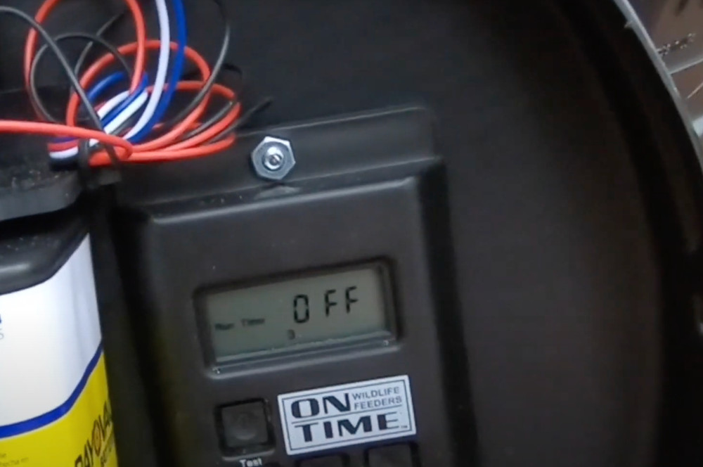 On Time Rice Bran Feeder