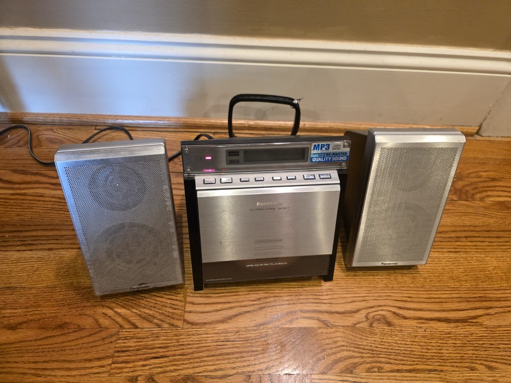 Panasonic SA-EN17 Stereo System Please READ!   AS IS